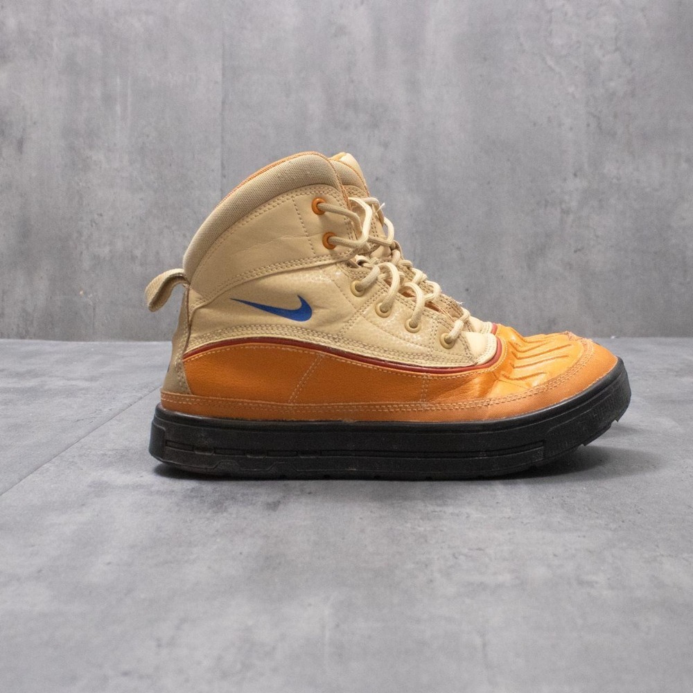Nike ACG Woodside 2 Duck Boots Brown Lace Up Outdoor Trail Winter  Hiking Boot's